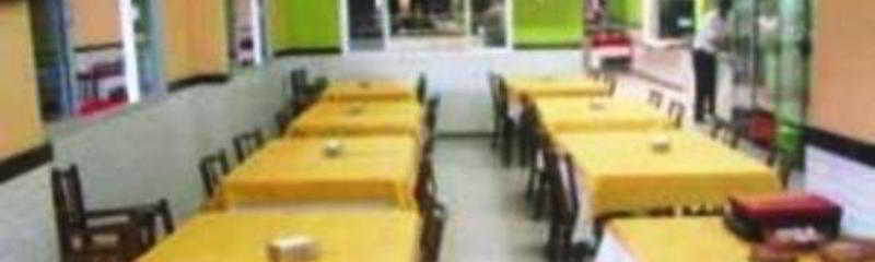 孔塞桑酒店 利尼亚雷斯 外观 照片